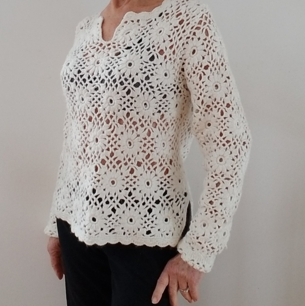 Express Handknit Chunky Crochet off white Sweater